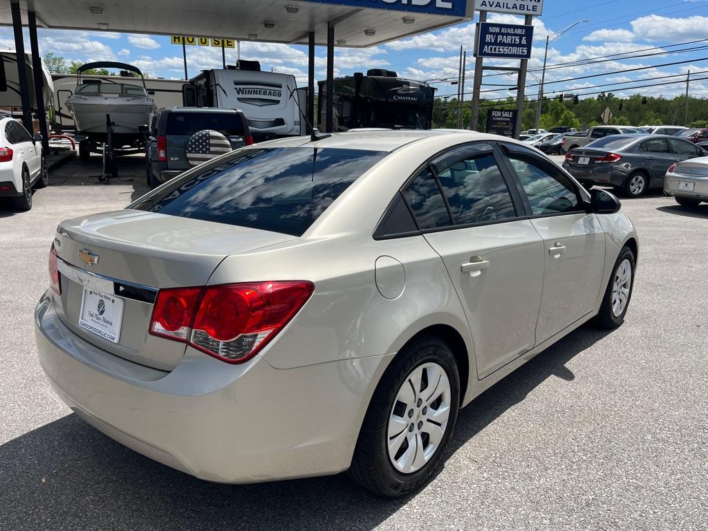 used 2014 Chevrolet Cruze car, priced at $9,999