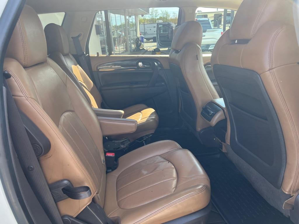 used 2015 Buick Enclave car, priced at $9,999