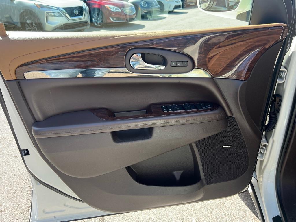 used 2015 Buick Enclave car, priced at $9,999