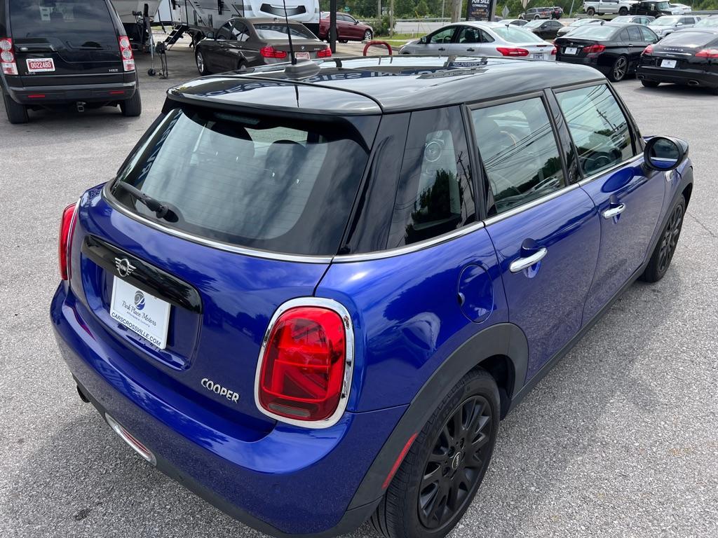 used 2021 MINI Hardtop car, priced at $15,999