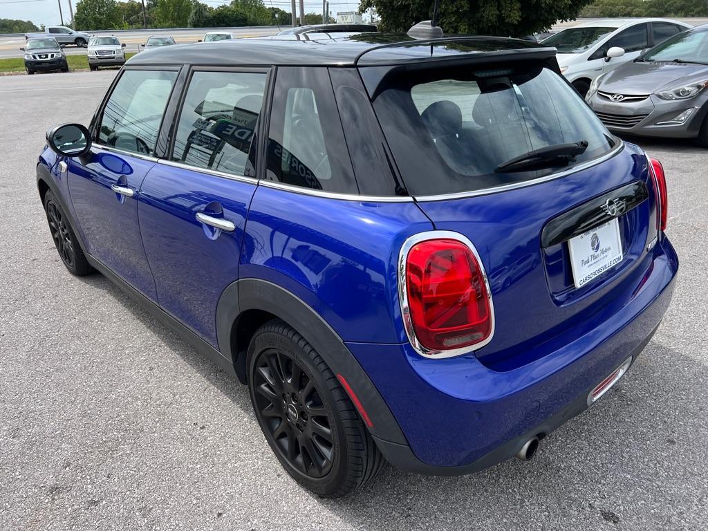 used 2021 MINI Hardtop car, priced at $15,999