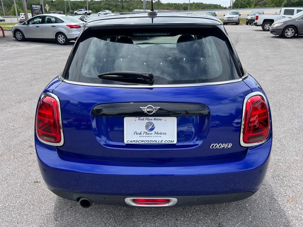used 2021 MINI Hardtop car, priced at $15,999