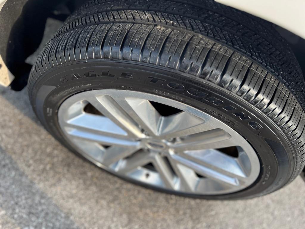 used 2017 Ford Expedition car, priced at $15,999