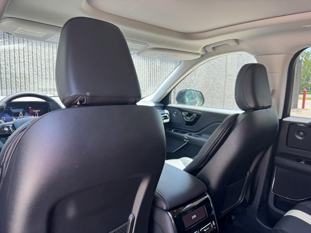 new 2025 Lincoln Aviator car, priced at $67,998