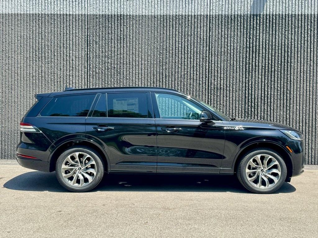 new 2025 Lincoln Aviator car, priced at $67,998