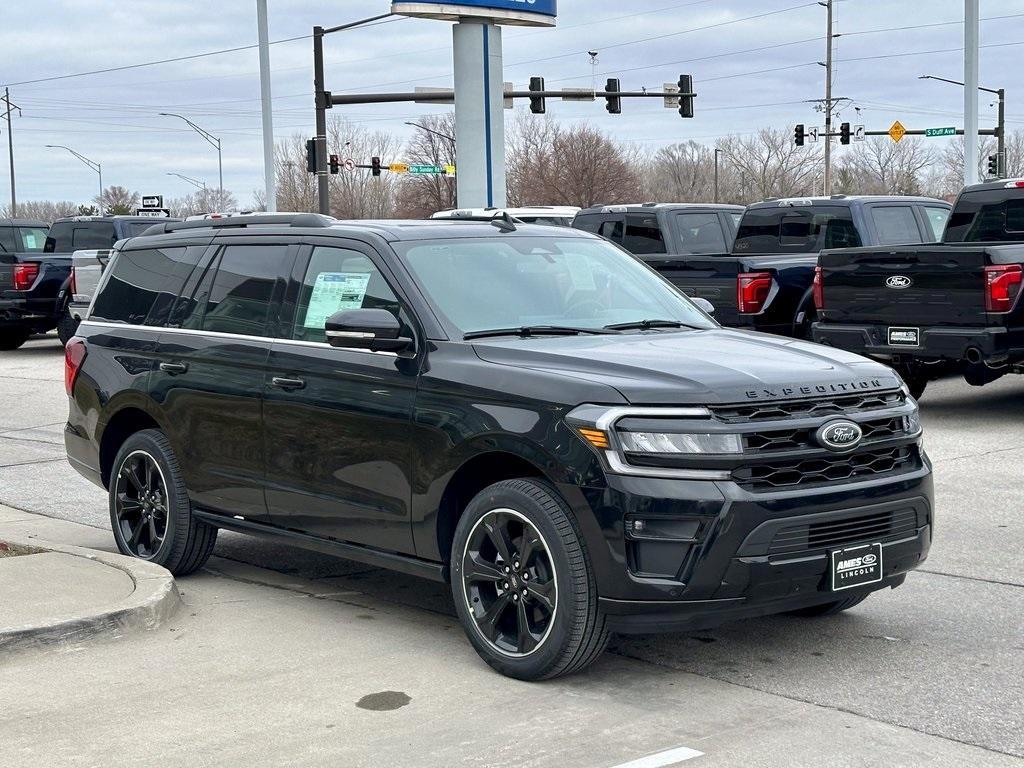 new 2024 Ford Expedition car, priced at $70,962