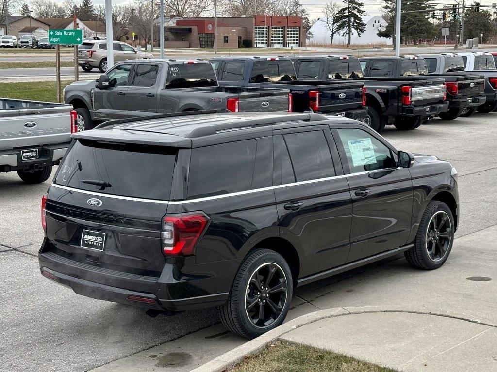 new 2024 Ford Expedition car, priced at $70,962