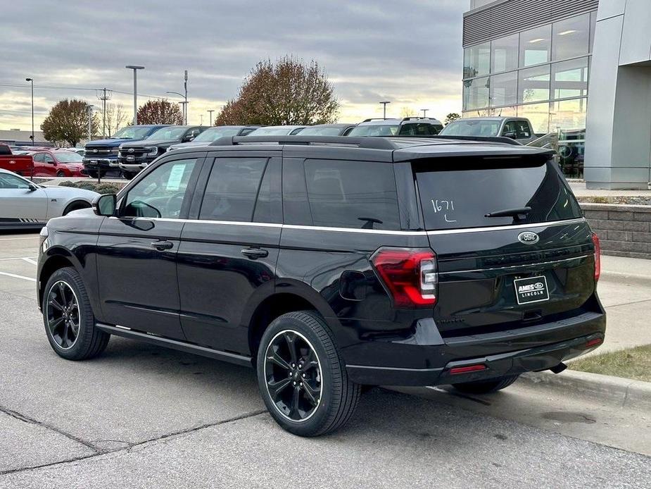 new 2024 Ford Expedition car, priced at $70,962