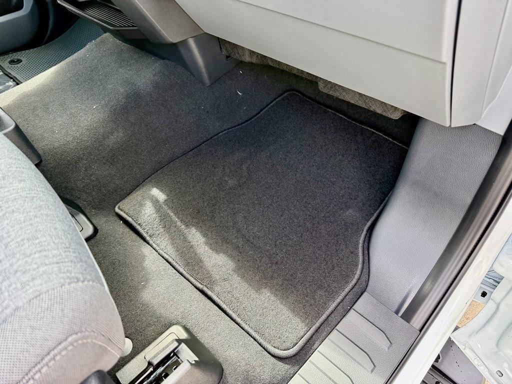 new 2025 Ford F-250 car, priced at $53,687