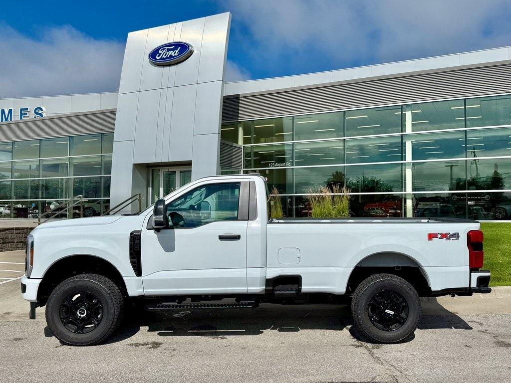 new 2025 Ford F-250 car, priced at $53,687