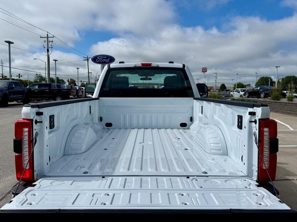 new 2025 Ford F-250 car, priced at $53,687