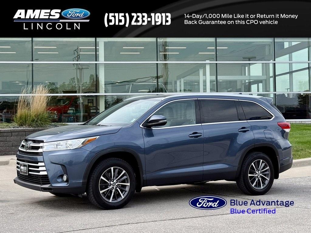 used 2019 Toyota Highlander car, priced at $27,958