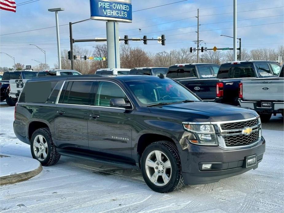 used 2016 Chevrolet Suburban car, priced at $20,898