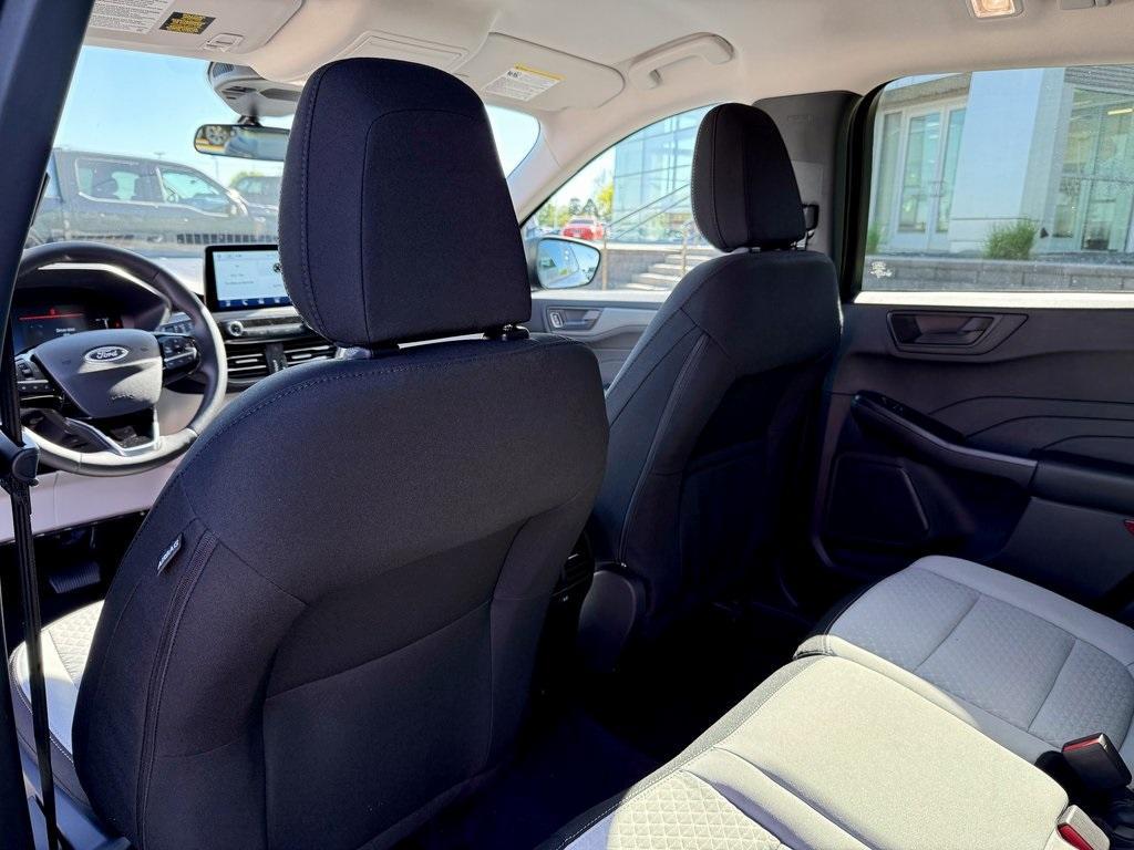 new 2025 Ford Escape car, priced at $29,875