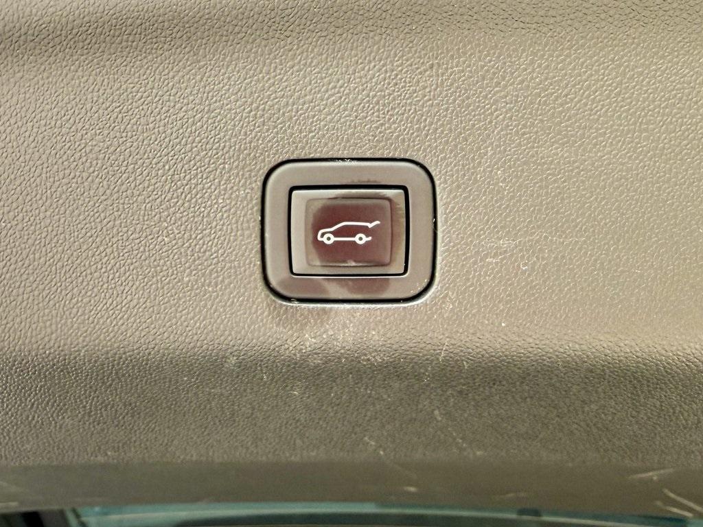 used 2025 Chevrolet Suburban car, priced at $73,533