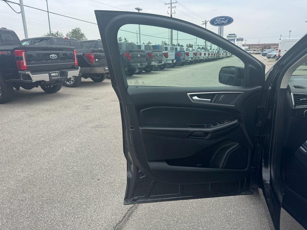 used 2024 Ford Edge car, priced at $24,893