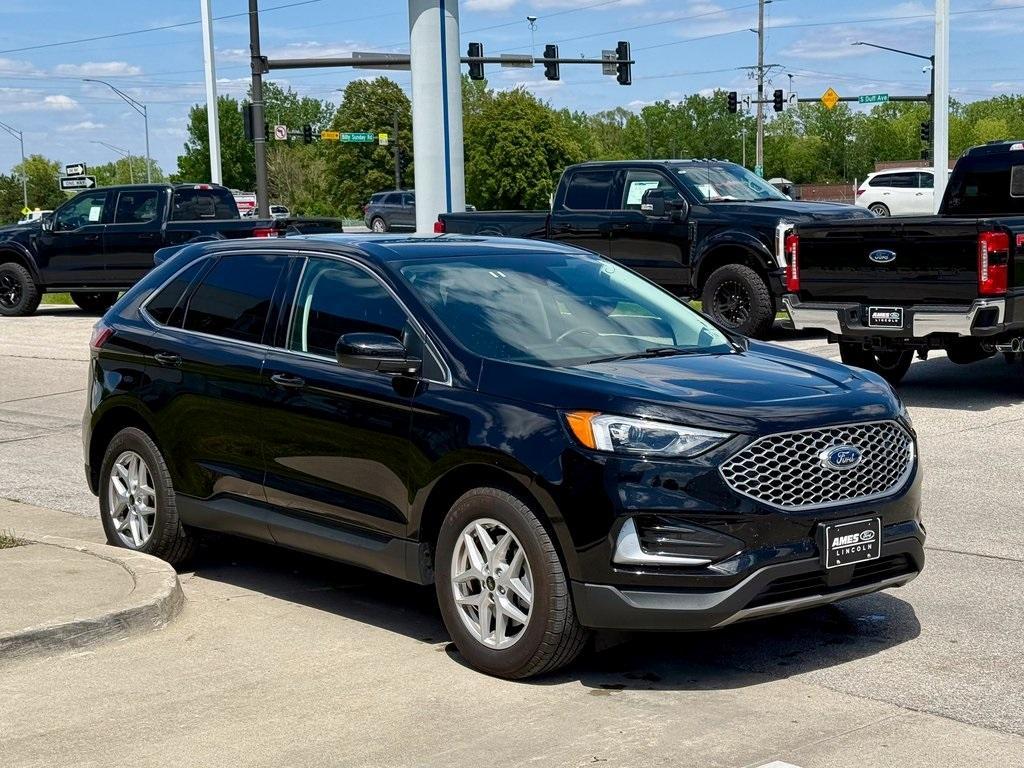 used 2024 Ford Edge car, priced at $29,238