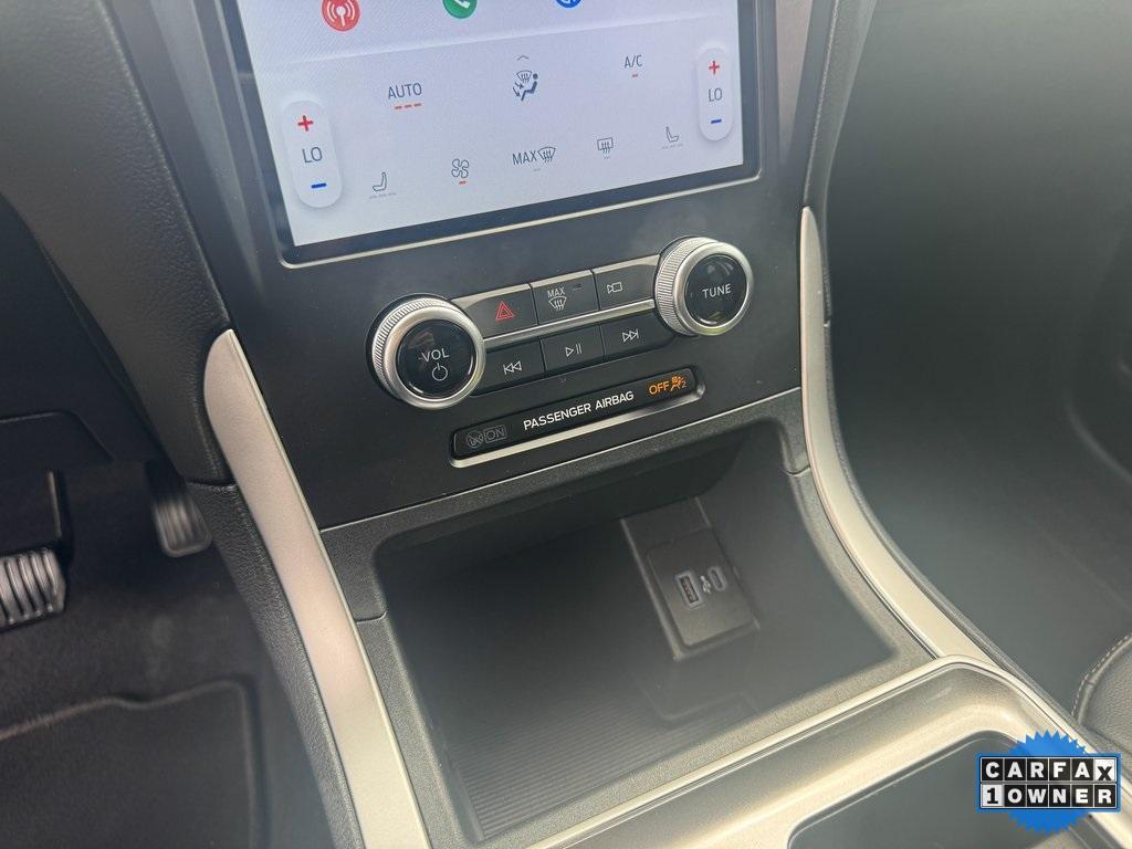 used 2024 Ford Edge car, priced at $29,238