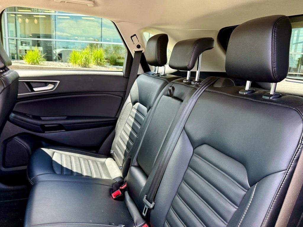 used 2024 Ford Edge car, priced at $29,238