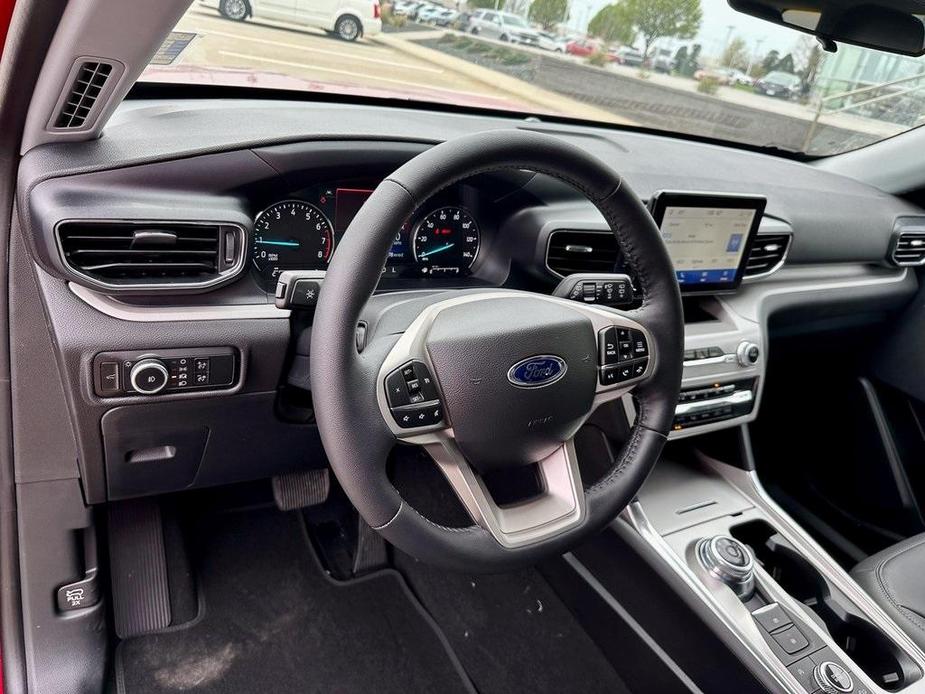 new 2024 Ford Explorer car, priced at $46,998