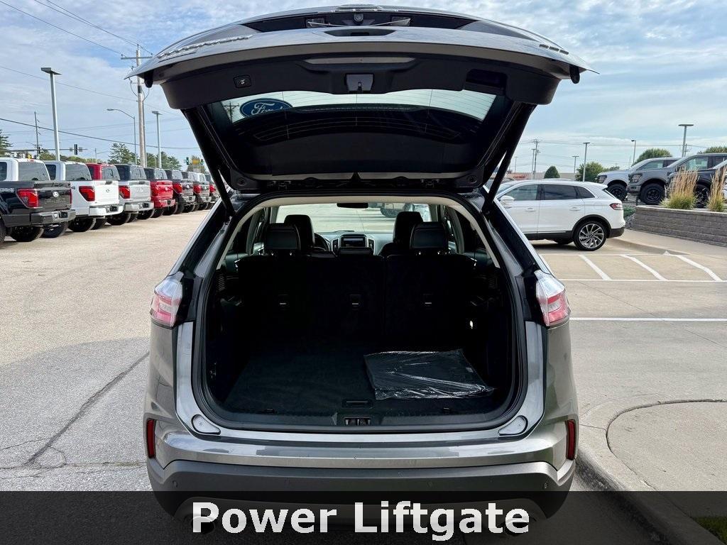 used 2024 Ford Edge car, priced at $28,934