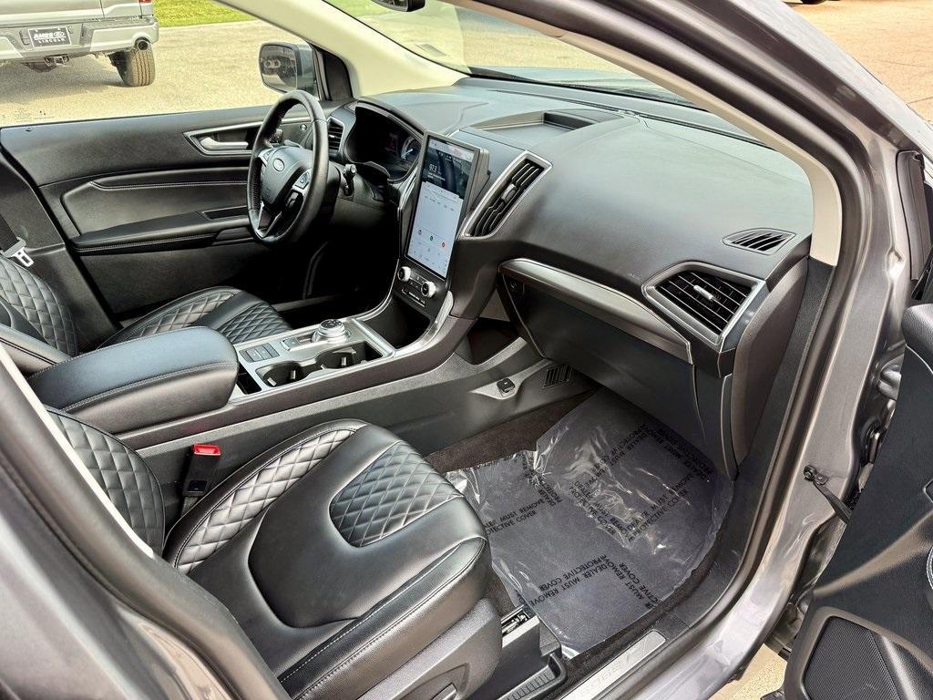 used 2024 Ford Edge car, priced at $28,934
