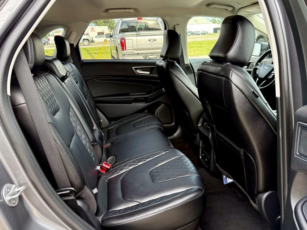 used 2024 Ford Edge car, priced at $28,934