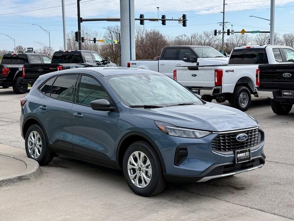 new 2025 Ford Escape car, priced at $29,875