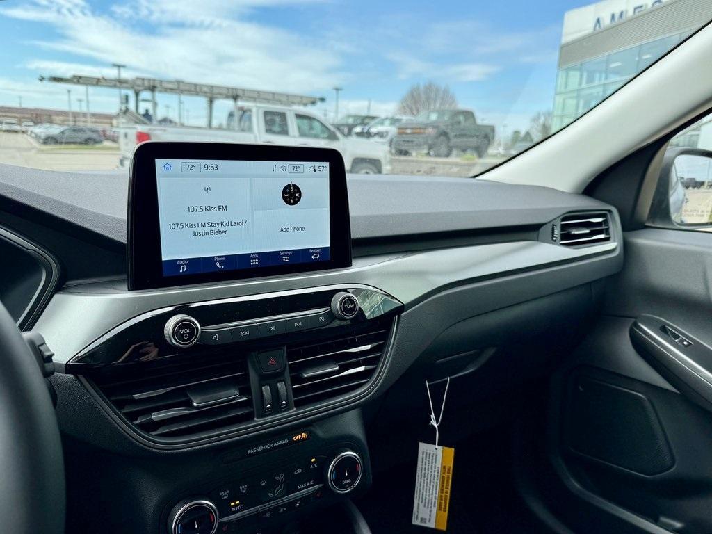 new 2025 Ford Escape car, priced at $29,875