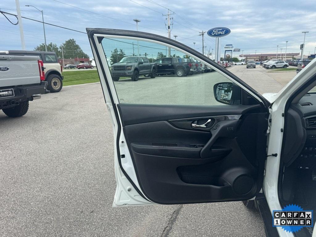 used 2017 Nissan Rogue car, priced at $18,458