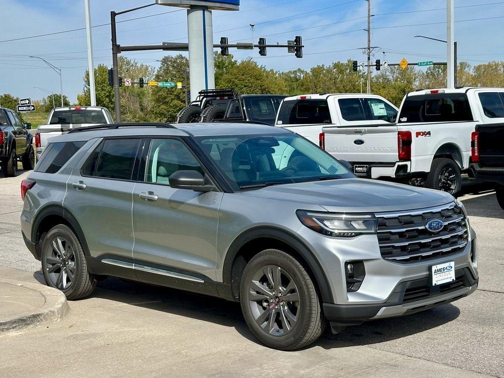 new 2025 Ford Explorer car, priced at $45,855