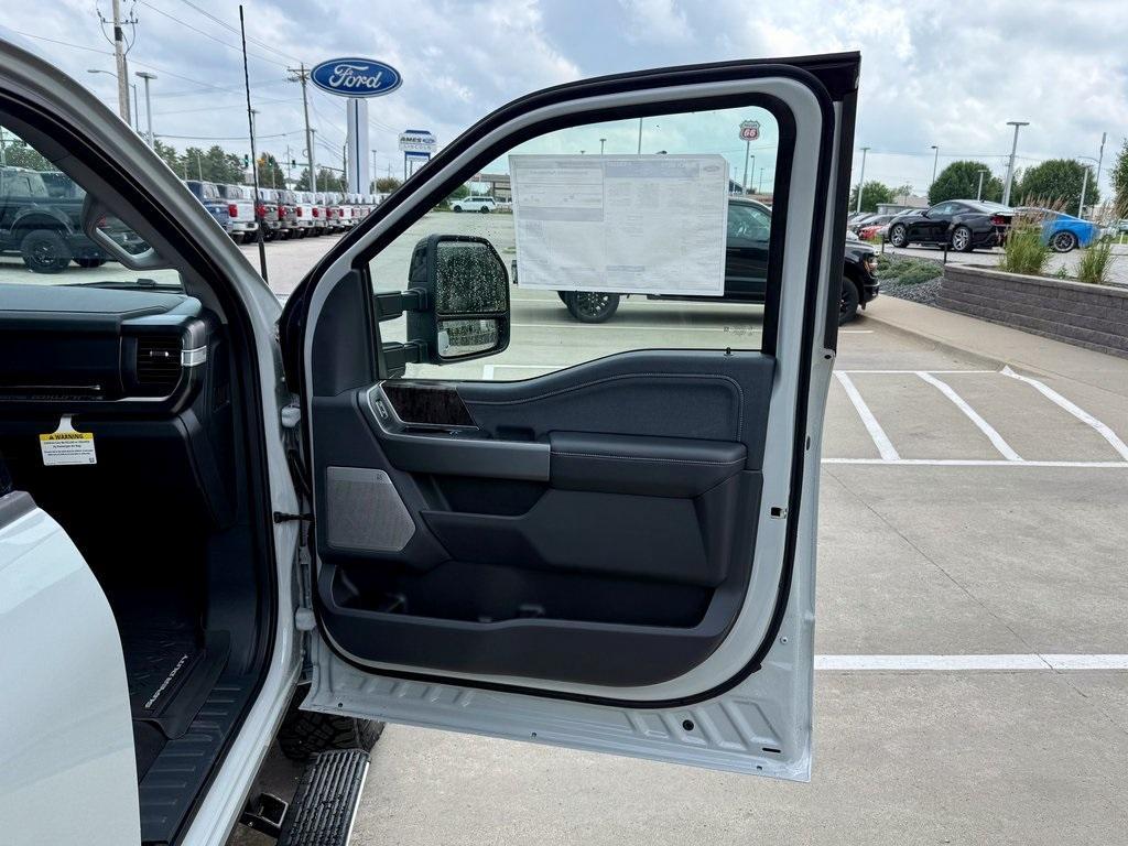 new 2025 Ford F-250 car, priced at $89,861