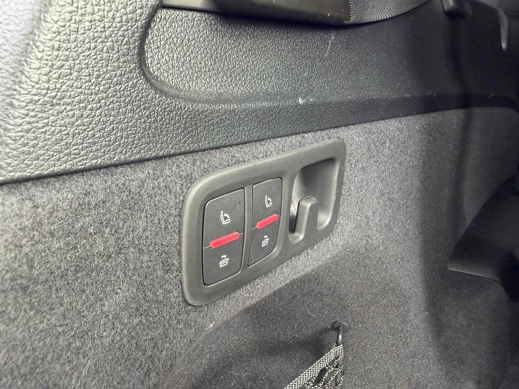 used 2025 Audi Q7 car, priced at $58,698