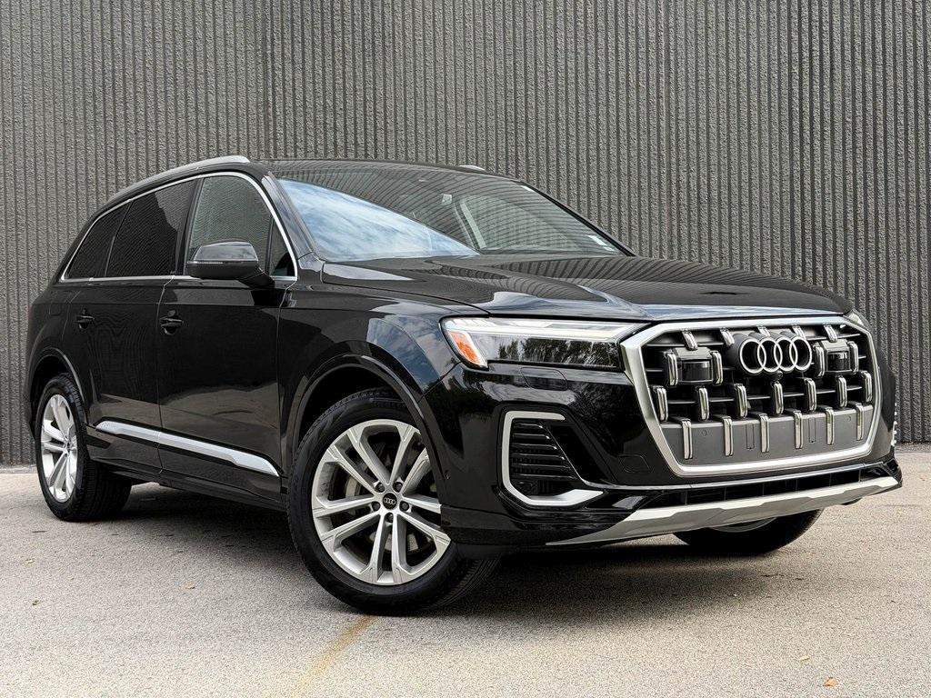 used 2025 Audi Q7 car, priced at $58,698