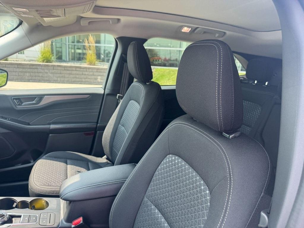 new 2025 Ford Escape car, priced at $27,271