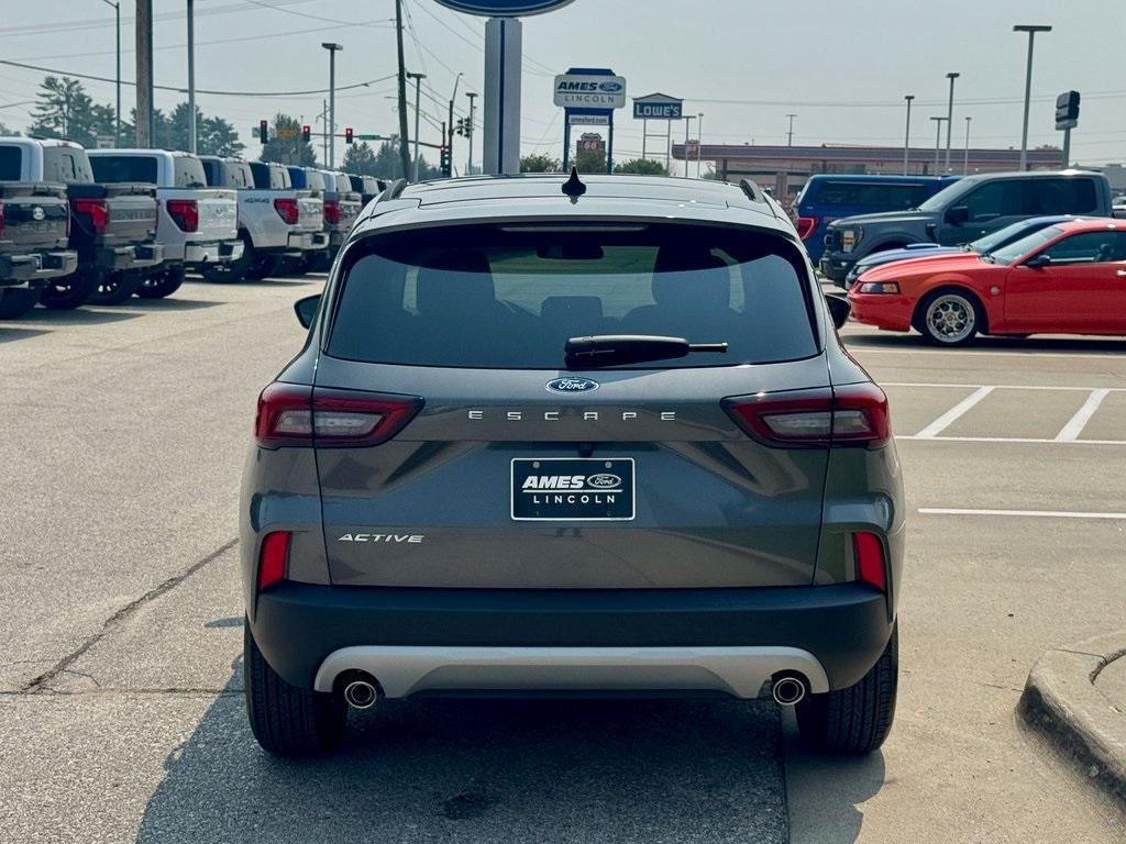 new 2025 Ford Escape car, priced at $27,271