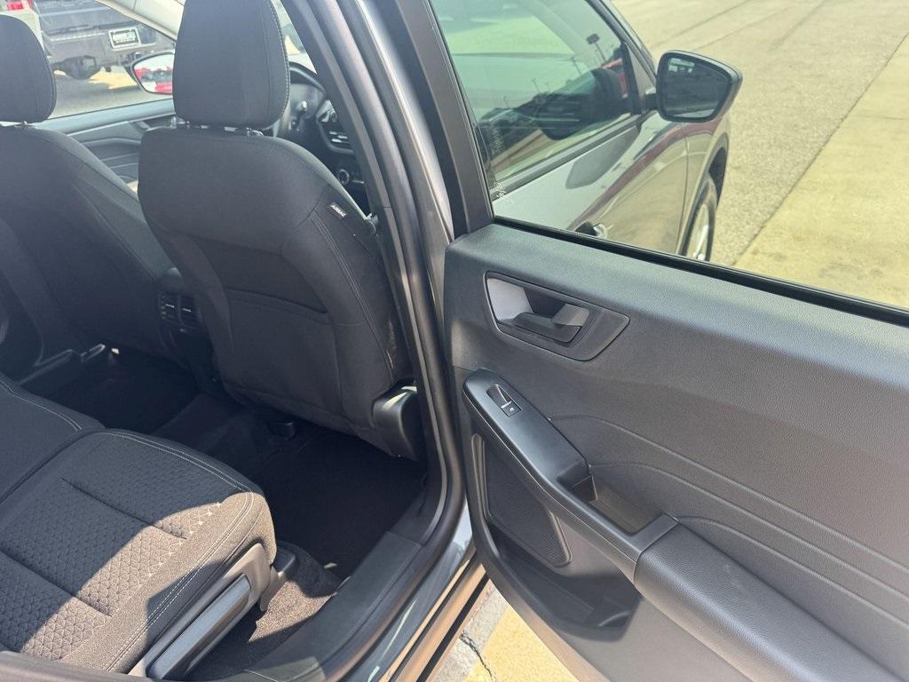new 2025 Ford Escape car, priced at $27,271