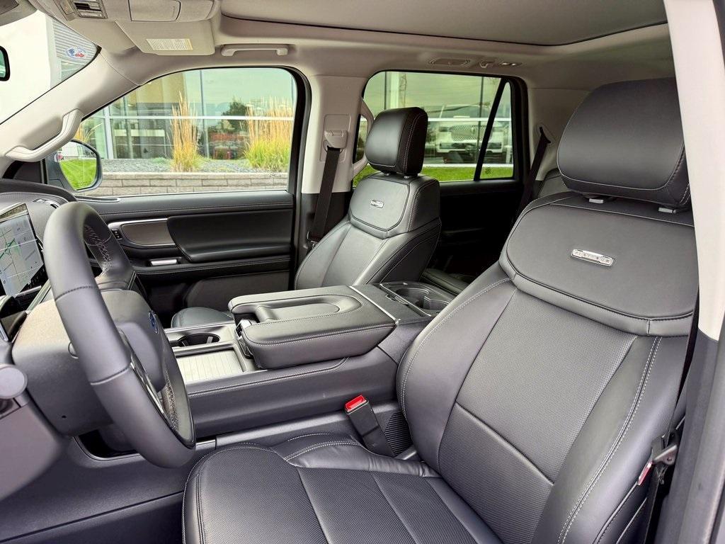 new 2025 Ford Expedition car, priced at $75,942
