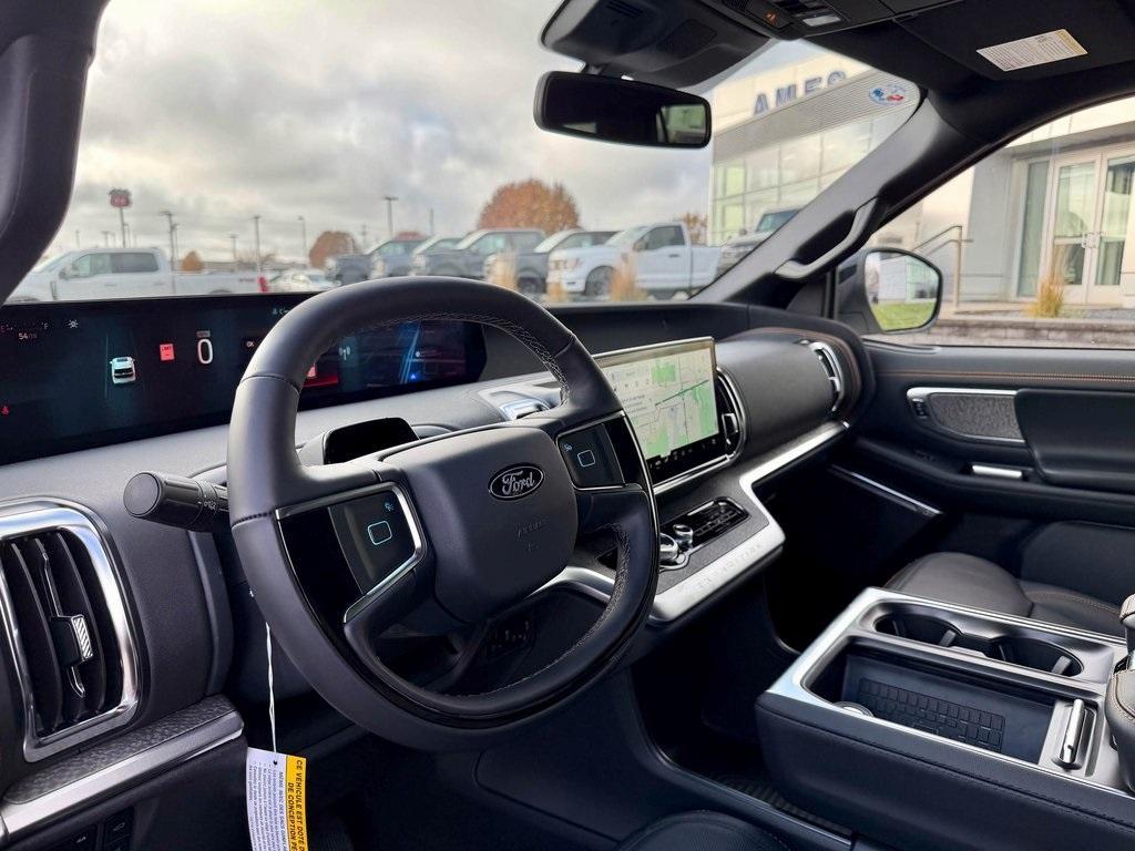 new 2025 Ford Expedition car, priced at $84,127