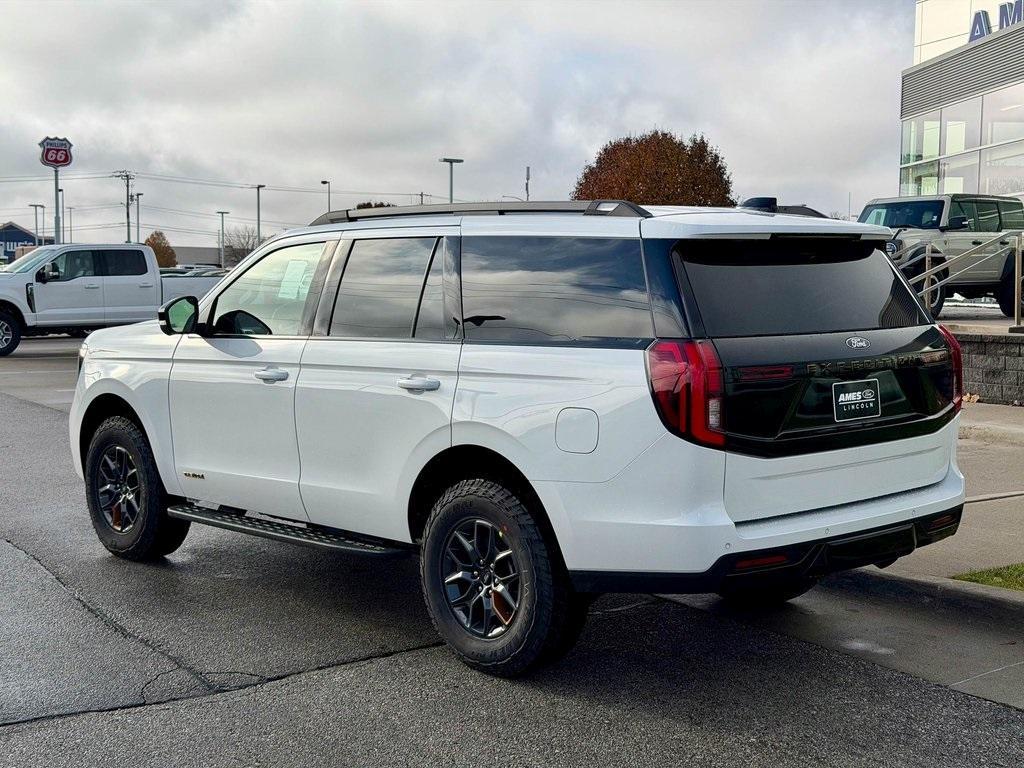 new 2025 Ford Expedition car, priced at $84,127