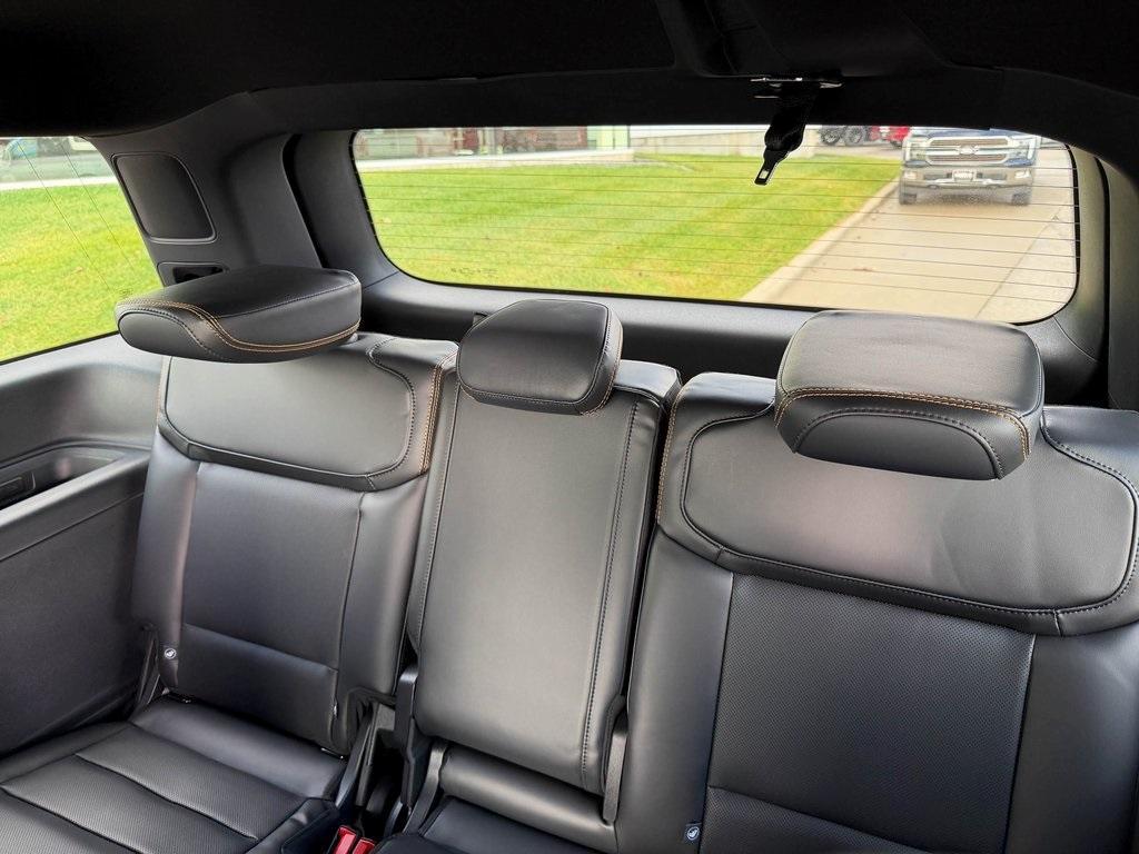 new 2025 Ford Expedition car, priced at $84,127