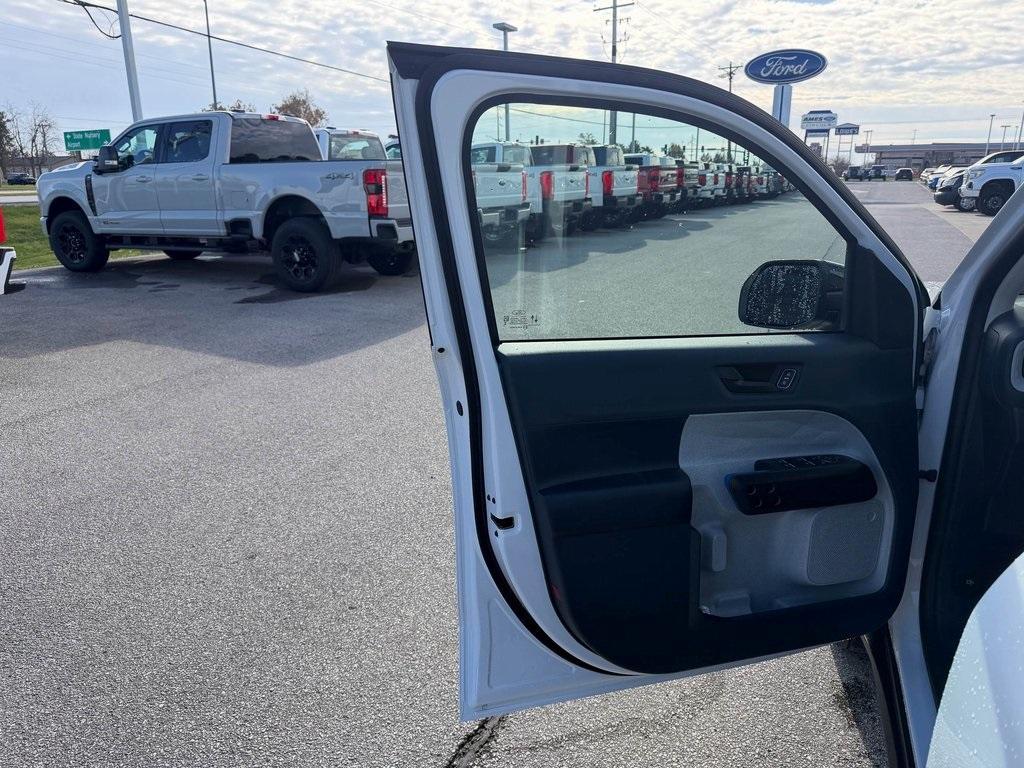 new 2025 Ford Maverick car, priced at $34,420