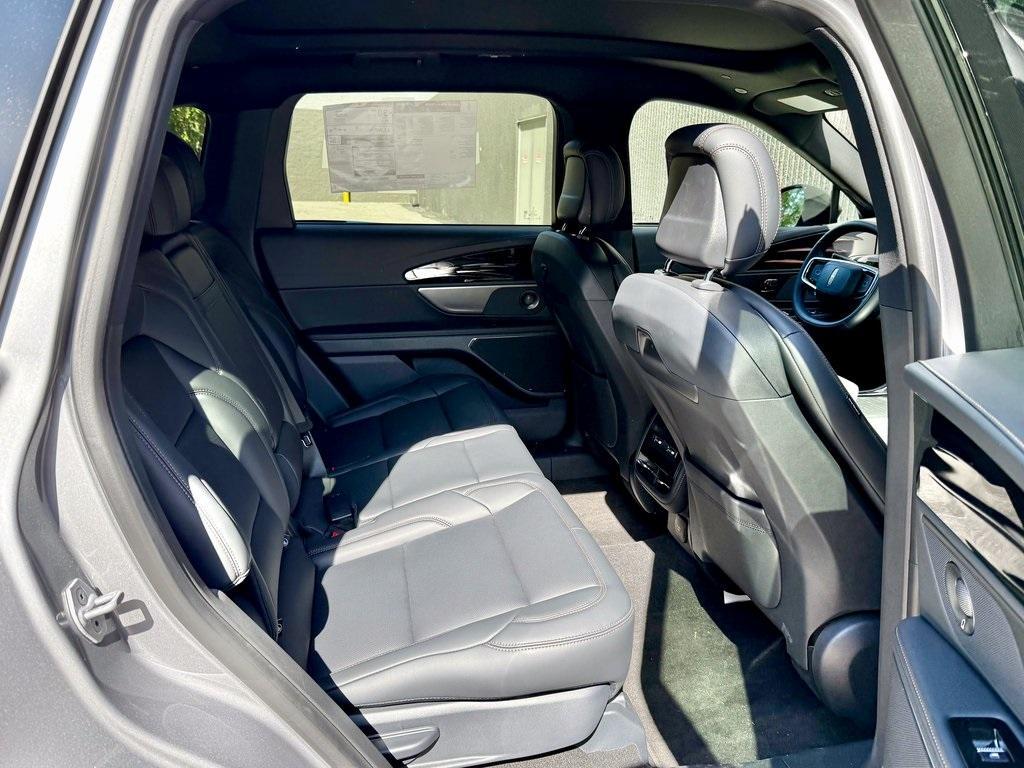 new 2025 Lincoln Nautilus car, priced at $61,896