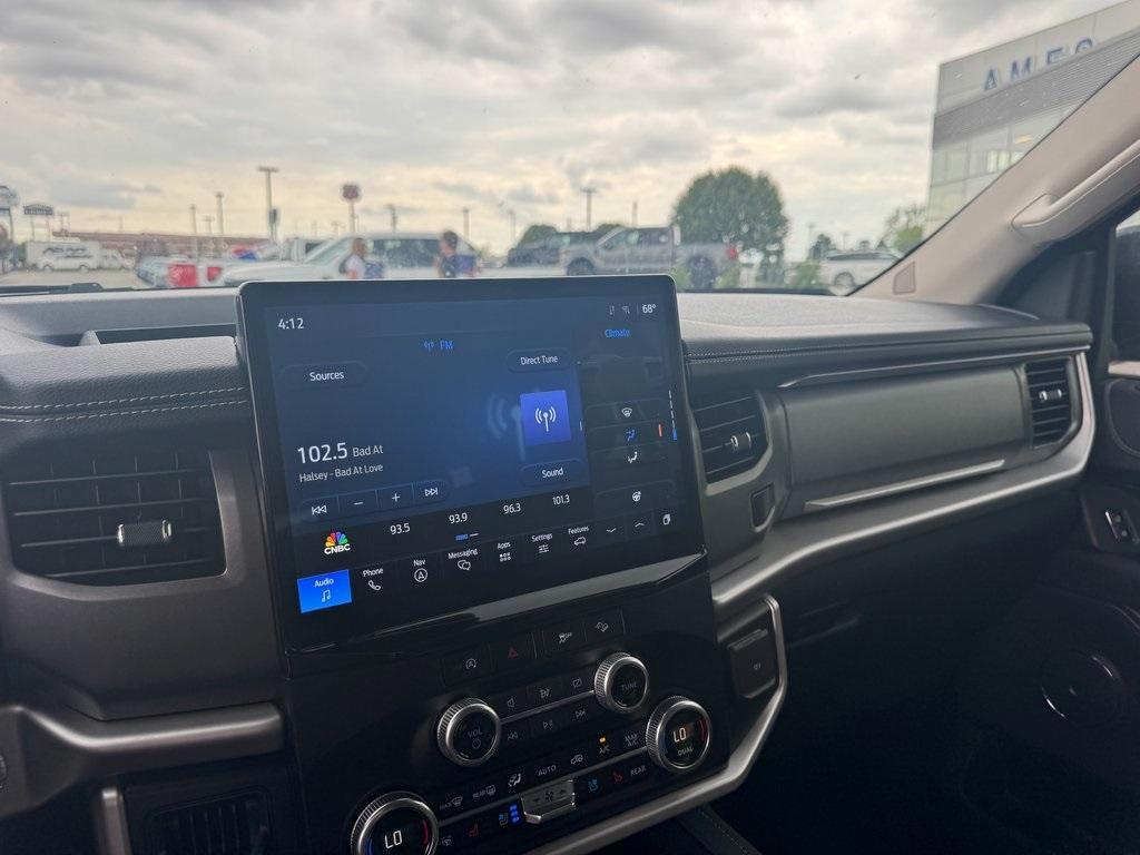 used 2024 Ford Expedition car, priced at $51,968