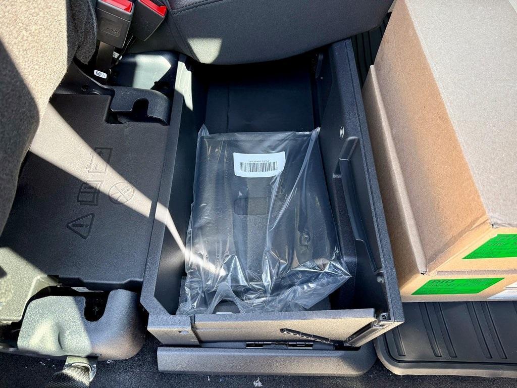 new 2025 Ford F-350 car, priced at $82,418