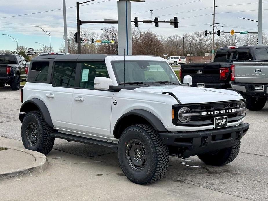 new 2024 Ford Bronco car, priced at $59,588