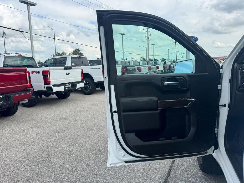 used 2020 Chevrolet Silverado 1500 car, priced at $35,968
