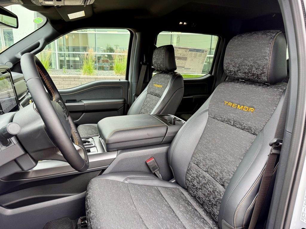 new 2025 Ford F-150 car, priced at $66,295