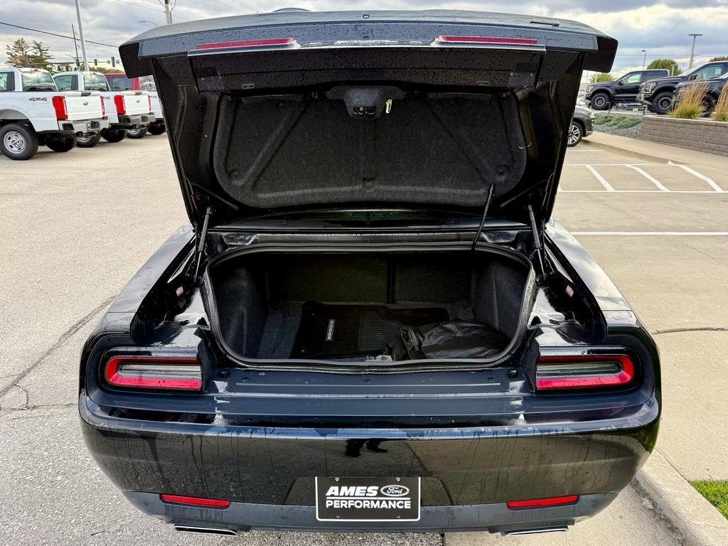 used 2015 Dodge Challenger car