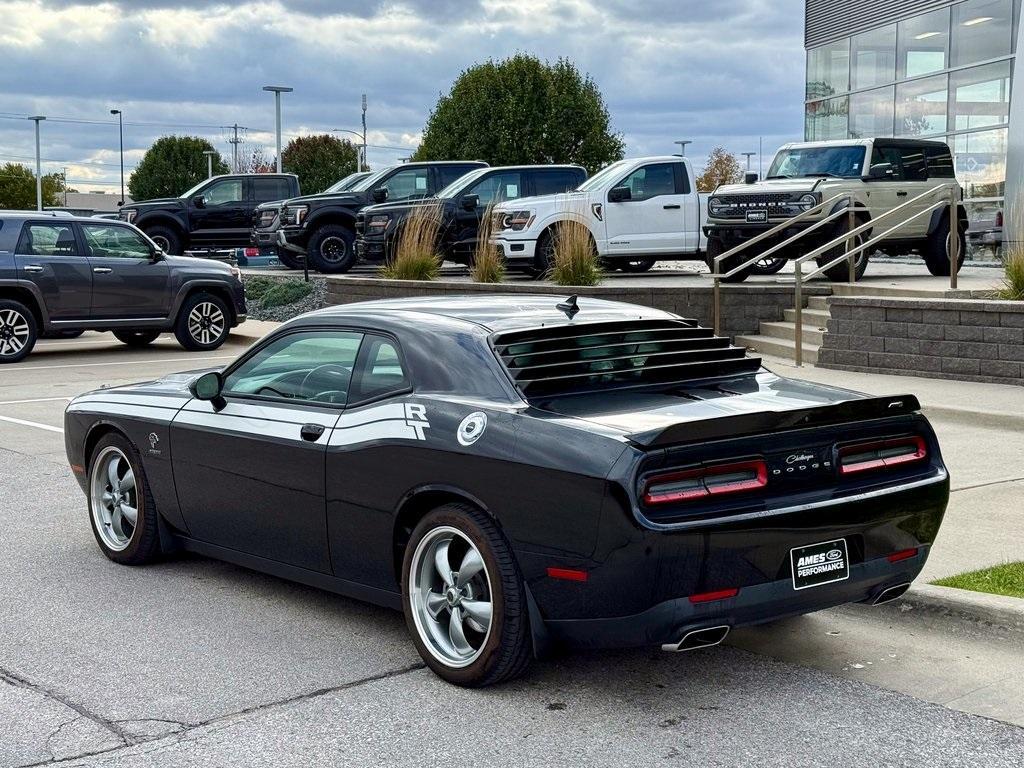 used 2015 Dodge Challenger car